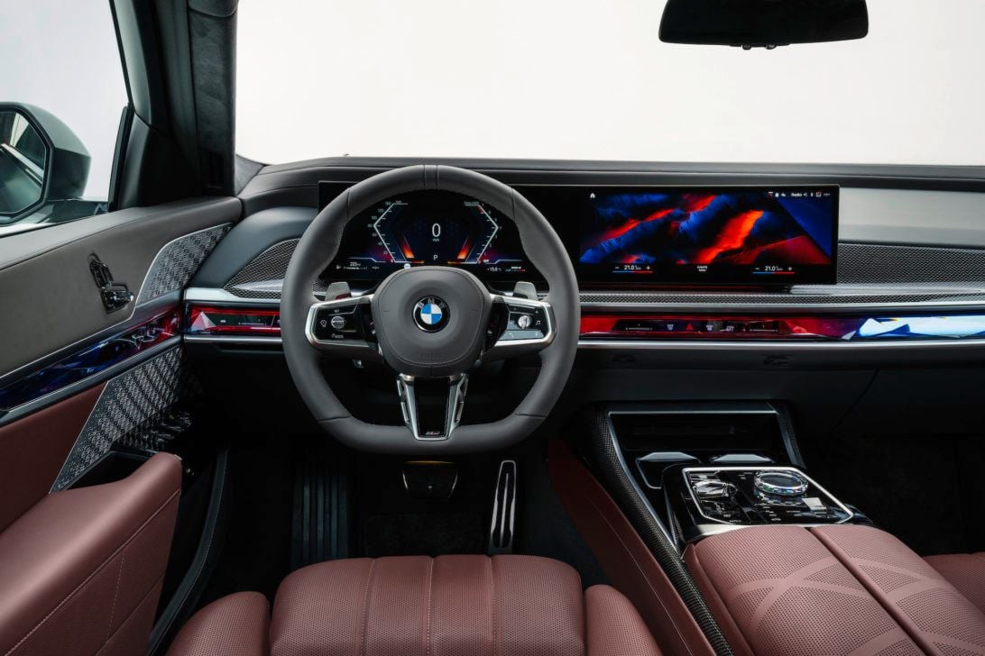 P90458213 highRes the new bmw 760i xdr