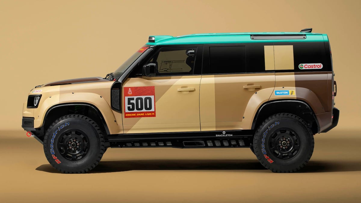 Land Rover Defender Dakar D7X-R 2026