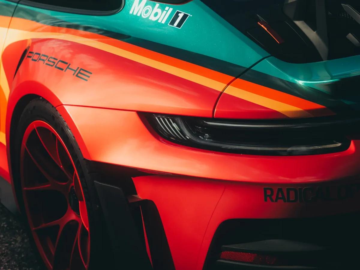 Dua Lipa Porsche 911 GT3 RS