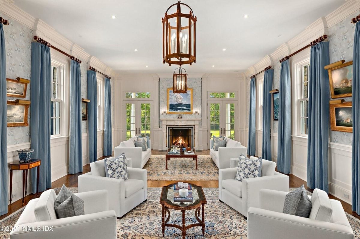 tommy hilfiger stonehill 435 429 round hill road greenwich CT