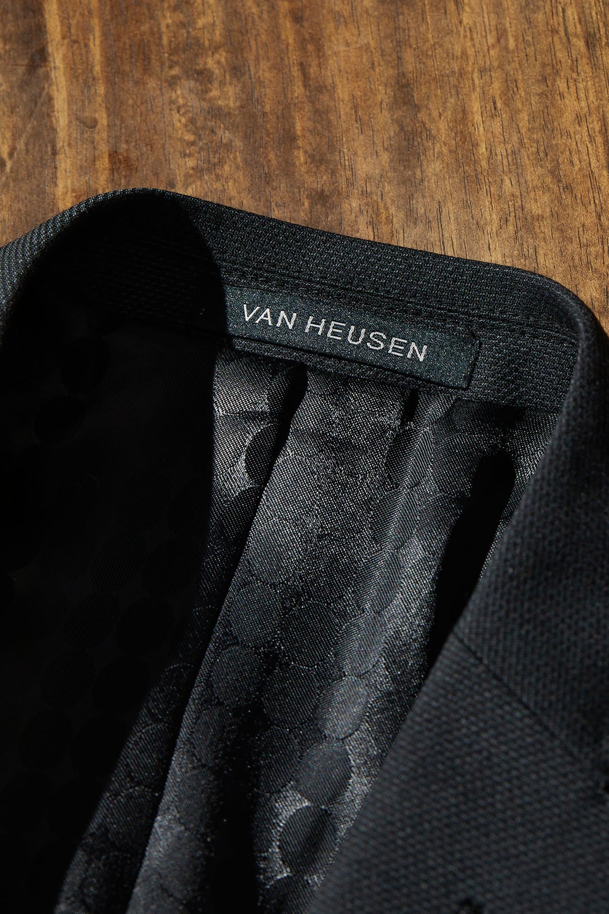 220217 VH Autumn22 10 SuitJacket 181