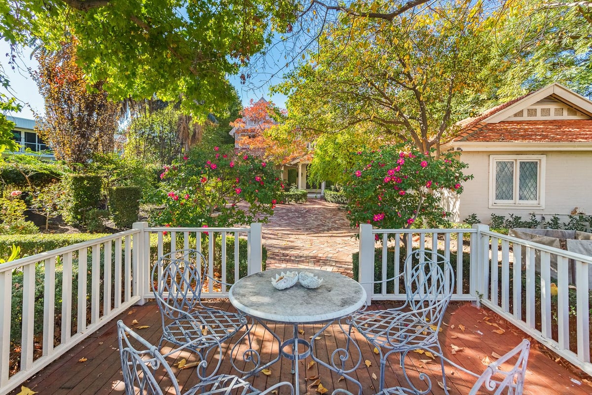 18 Richardson Avenue Claremont