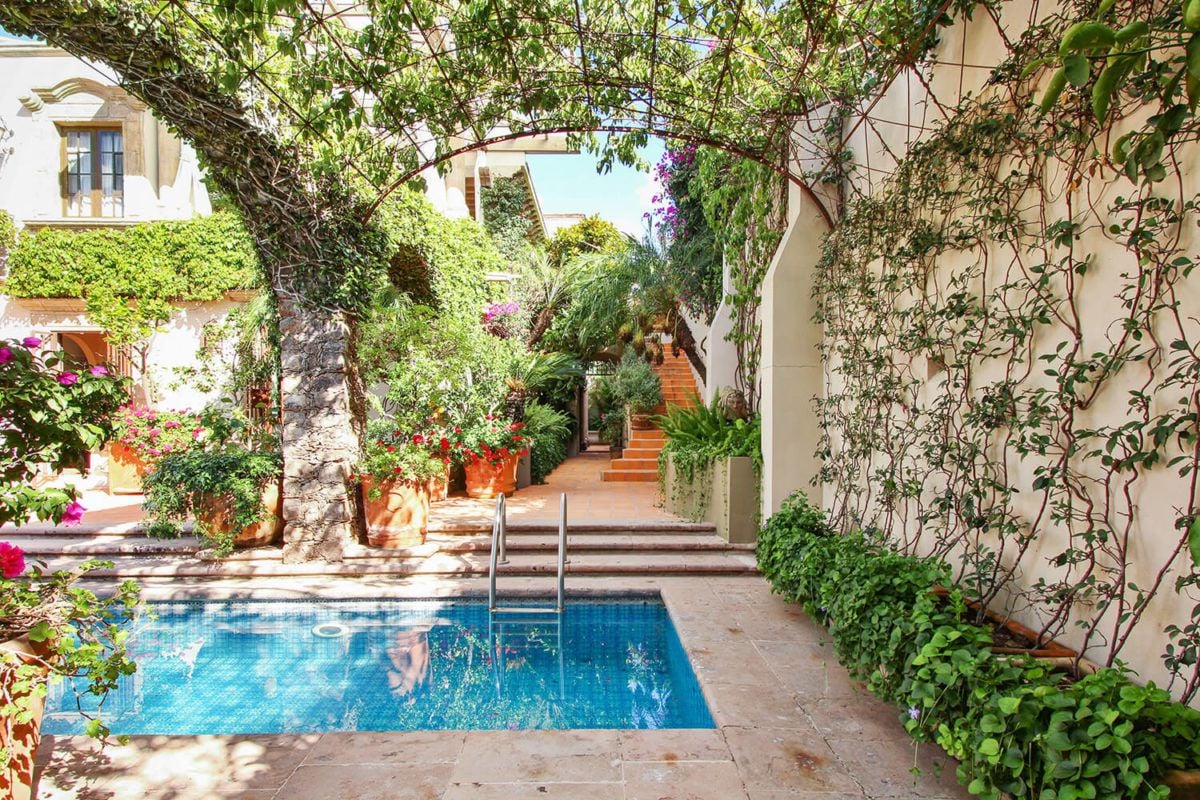 HomeExchange Collection
