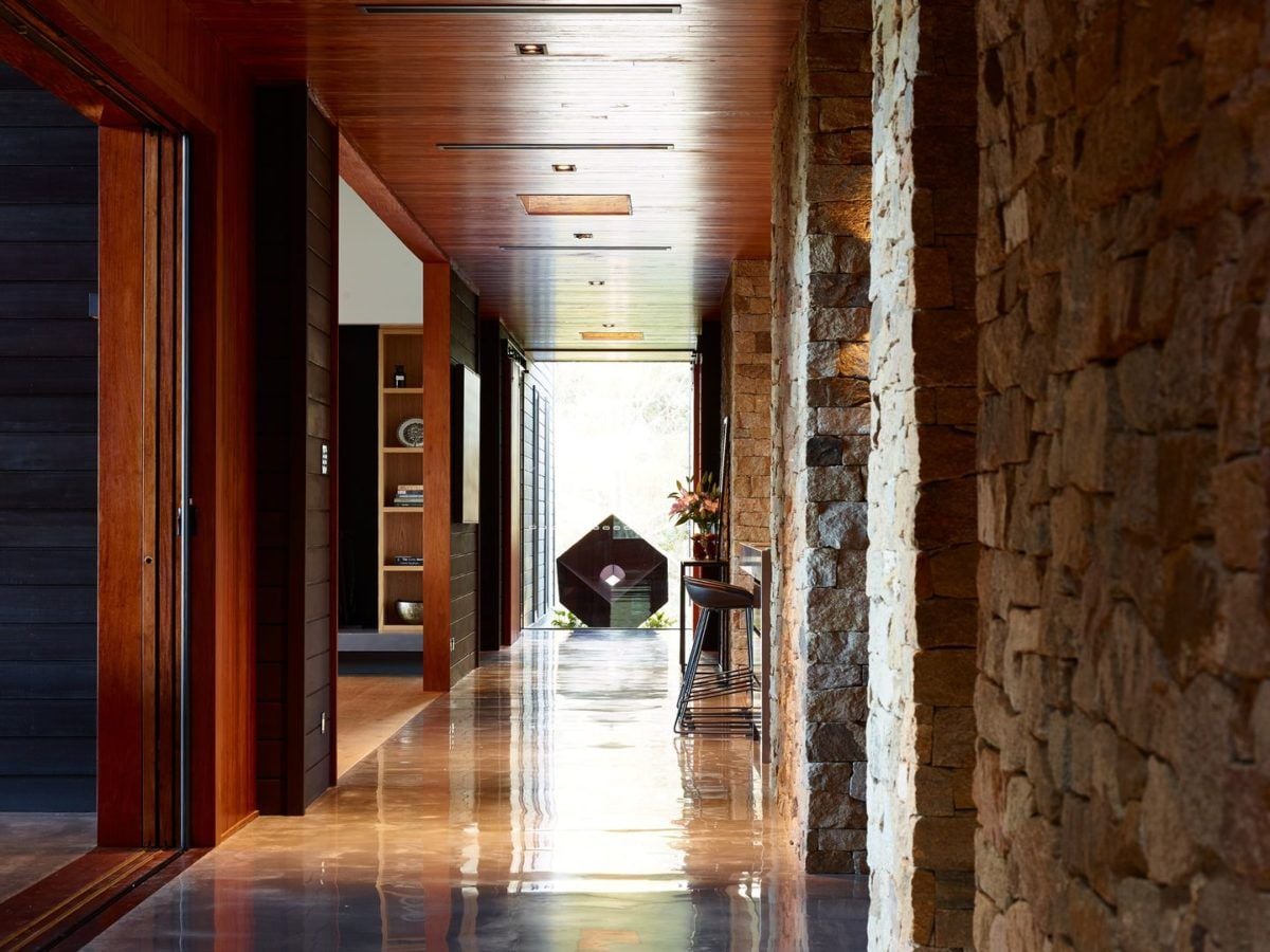 two roads maleny queensland hinterland hideaway