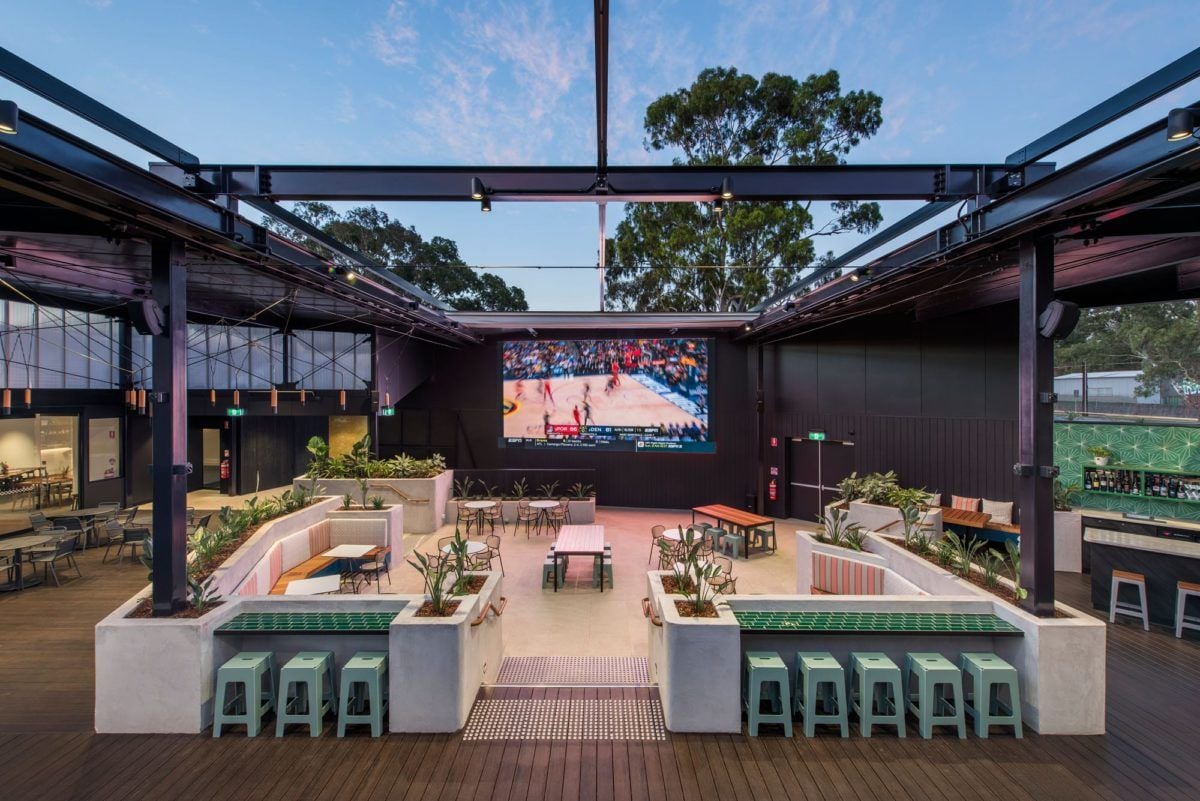 bridgeway hotel adelaide