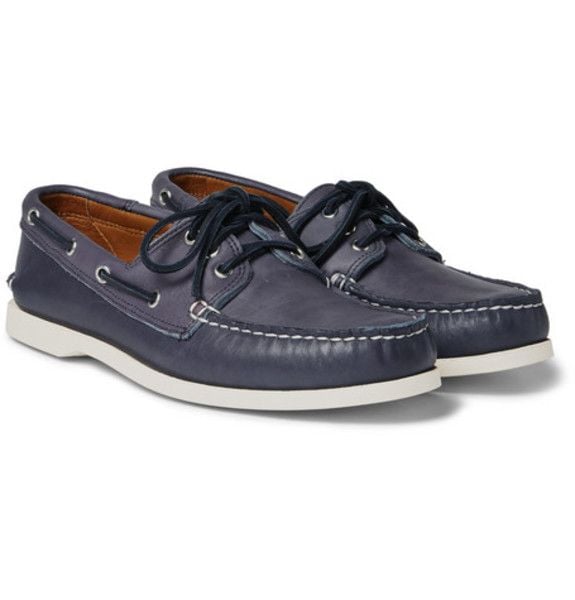 boat shoes