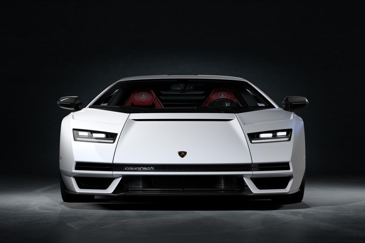 WATCH: New Lamborghini Countach LPI 800-4 Finally Spotted In The Wild