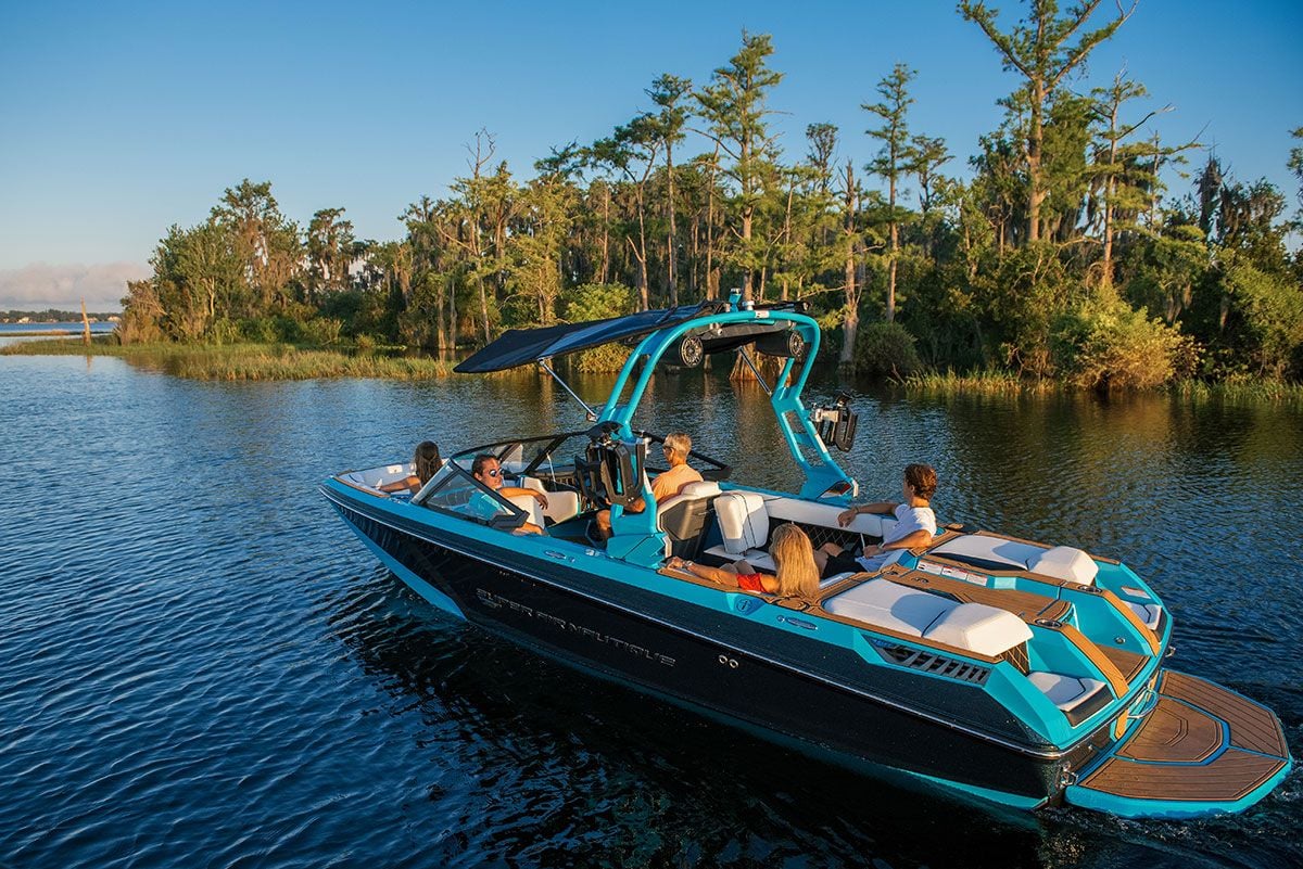 Ingenity Super Air Nautique GS22E World's First Fully-Electric Towboat