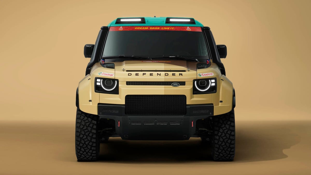 Land Rover Defender Dakar D7X-R 2026