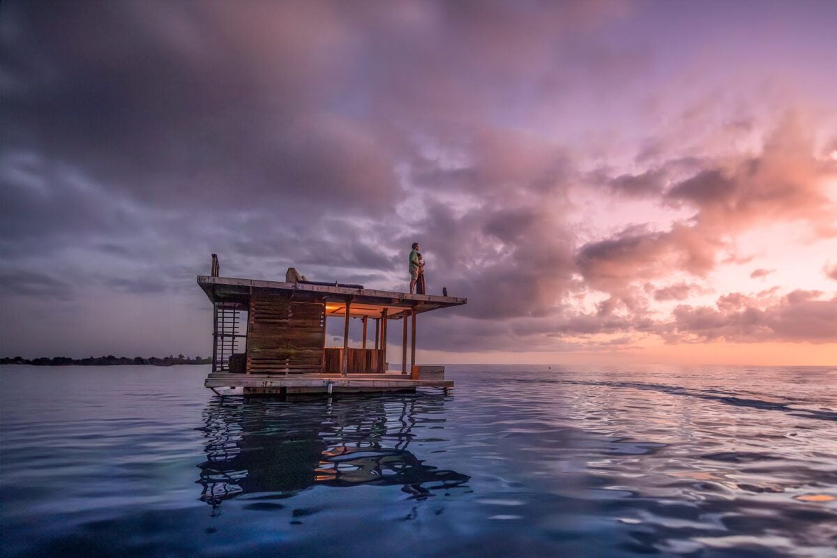 7 Breathtaking Underwater Hotels Around The World - Manta Resort Underwater Tanzania