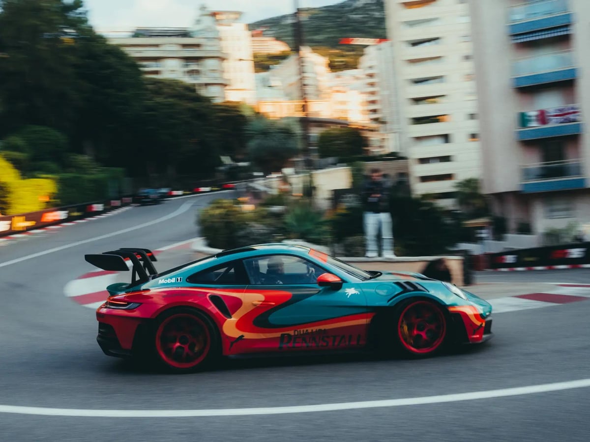 Dua Lipa Porsche 911 GT3 RS