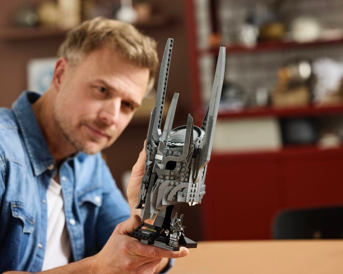 lego Sauron's Helmet