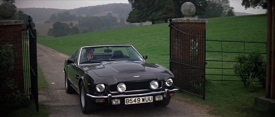 james bond cars