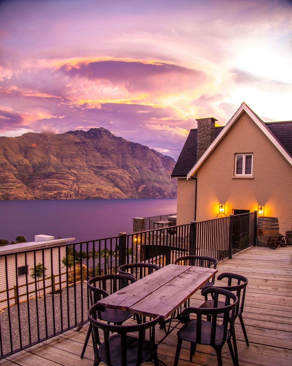 Best Queenstown Airbnbs