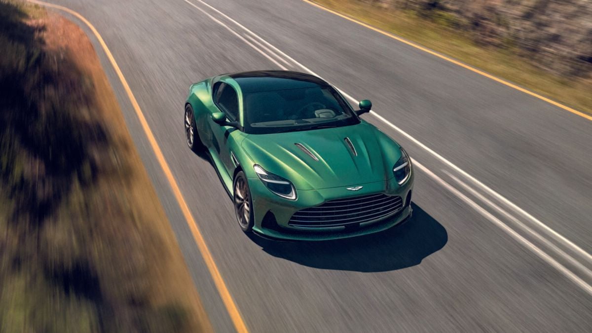 Aston Martin DB12