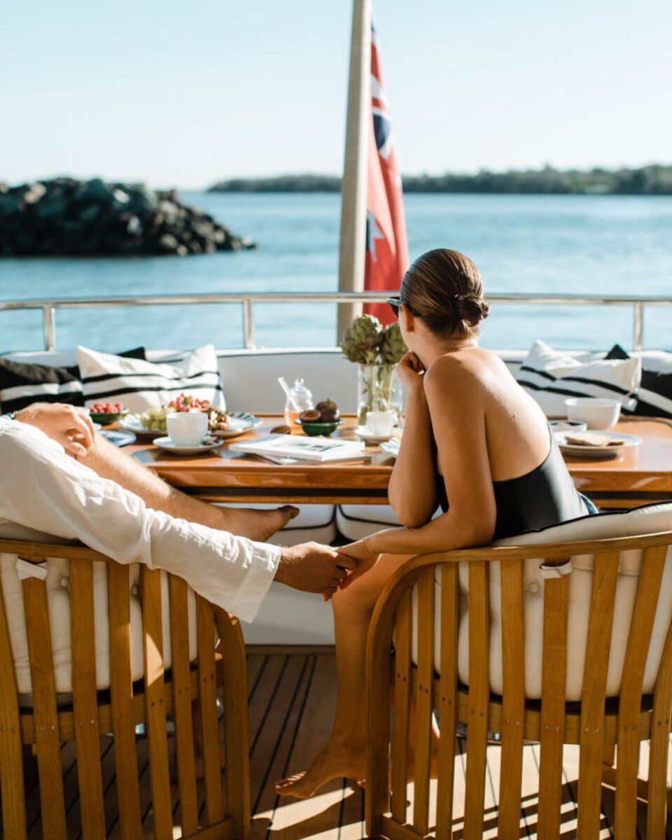 M.Y. Sea Raes Luxury Charters
