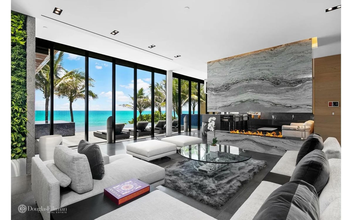 Highland Beach mansion 3715 S Ocean Boulevard, Boca Raton - Modern Scarface Mansion
