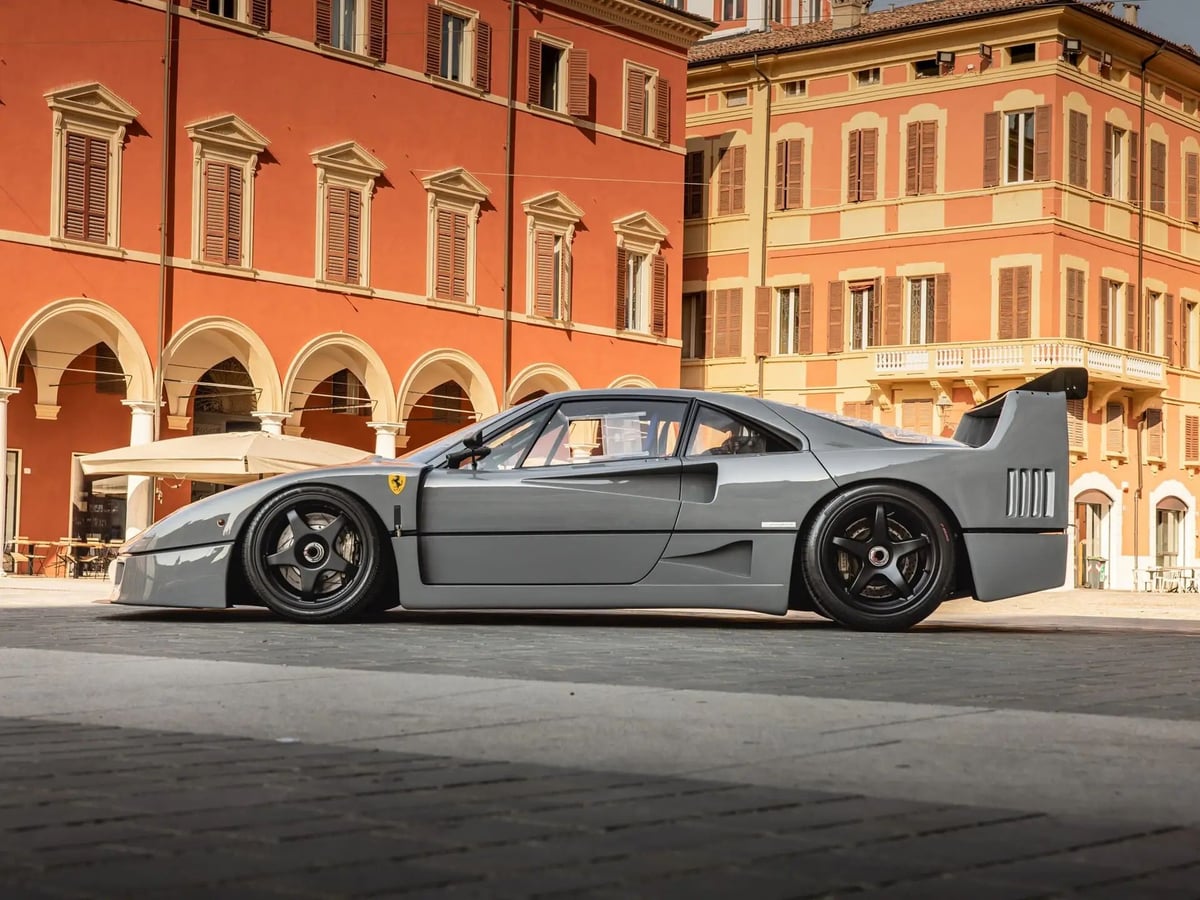 Grey Ferrari F40 Competizione