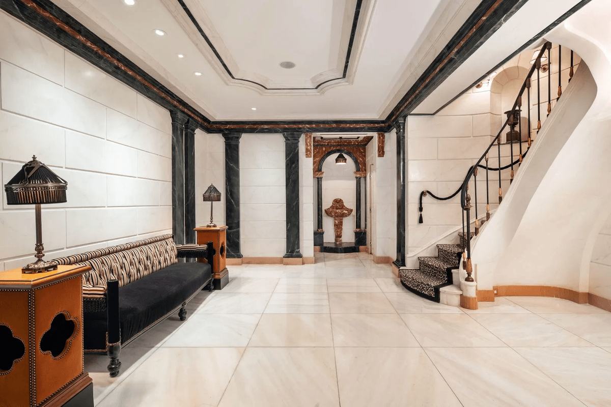 Gianni Versace New York Mansion
