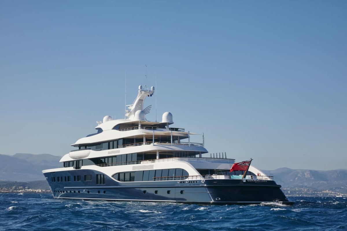 Symphony, Bernard Arnault's 101 metre superyacht Symphony i…