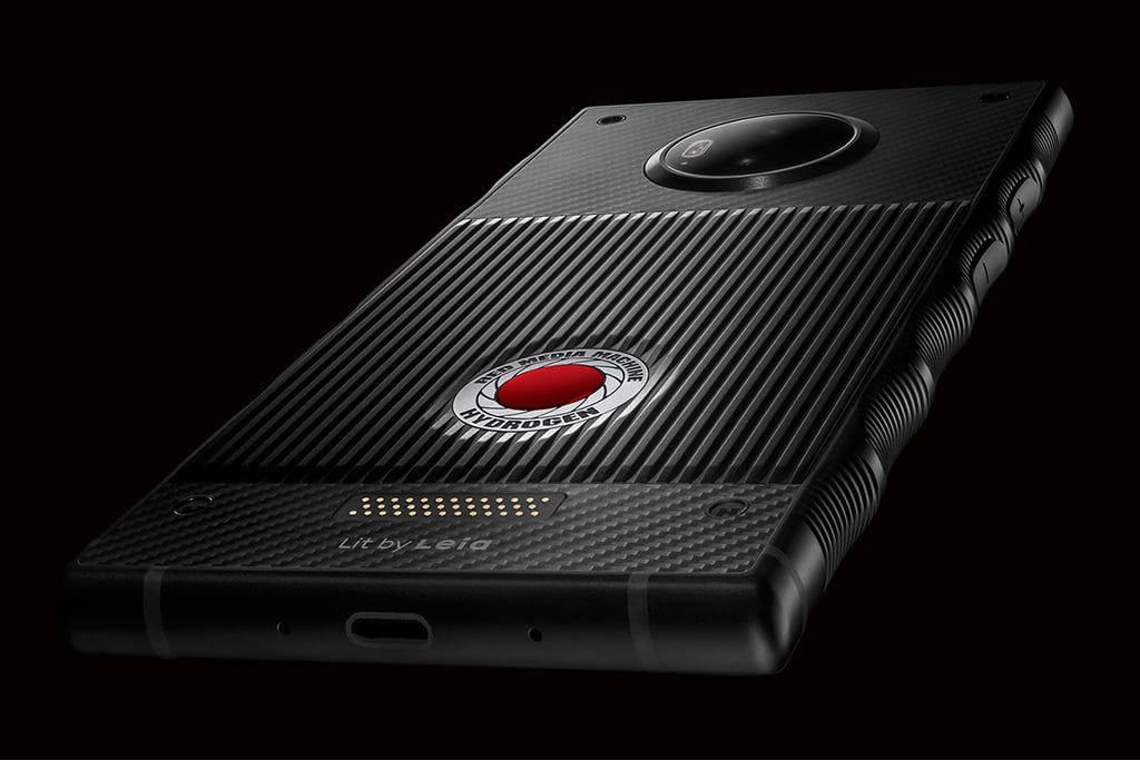 RED Hyrdogen One Is A $1,700 Smartphone With Holographic Display & 8K Camera