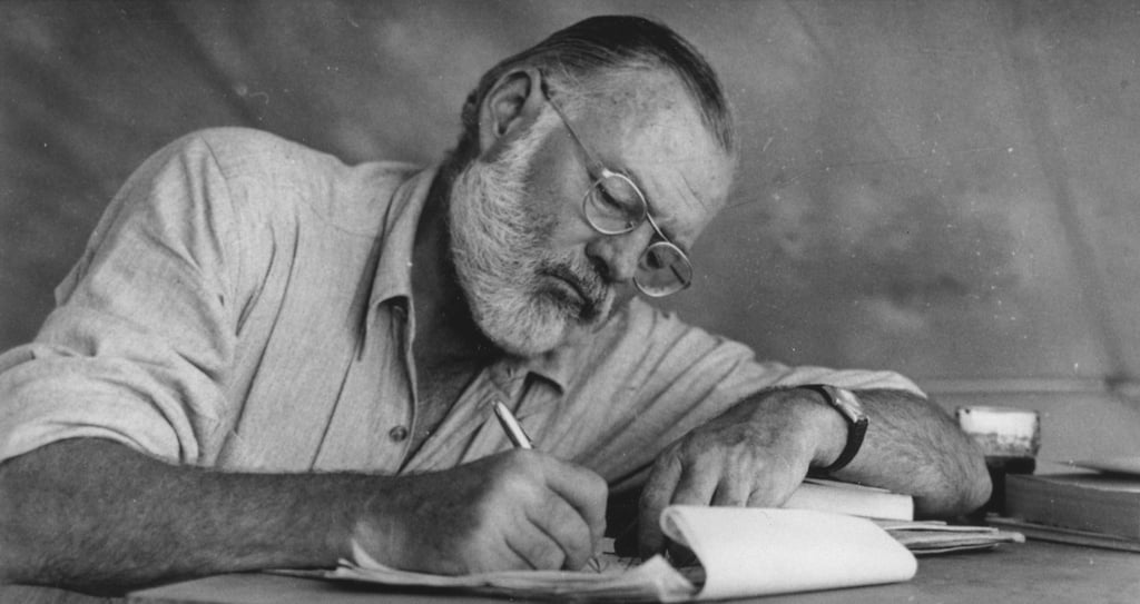 7 Ernest Hemingway Writing Tips For Fiction