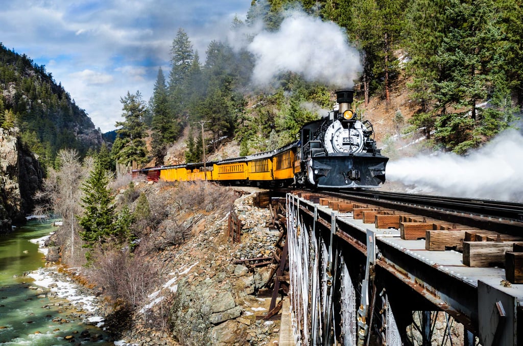 Colorado’s All-You-Can-Drink Durango Craft Brew Train