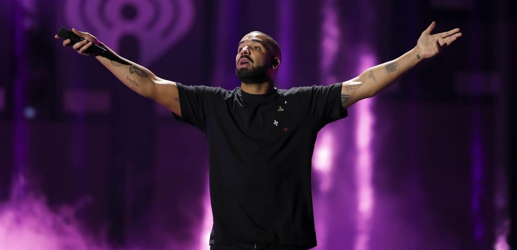 Drake Debuts ‘No Life’ Playlist Featuring Kanye West, Skepta & More