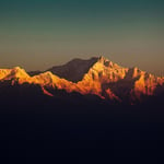 A view of a snow covered mountain