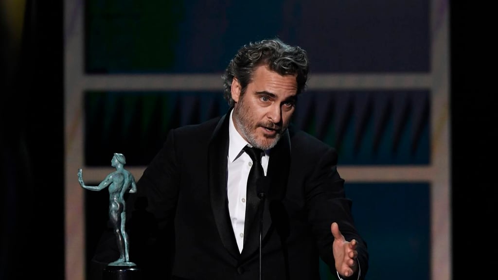 Joaquin Phoenix’s SAG Acceptance Speech Is A Masterclass On How To Be Gracious