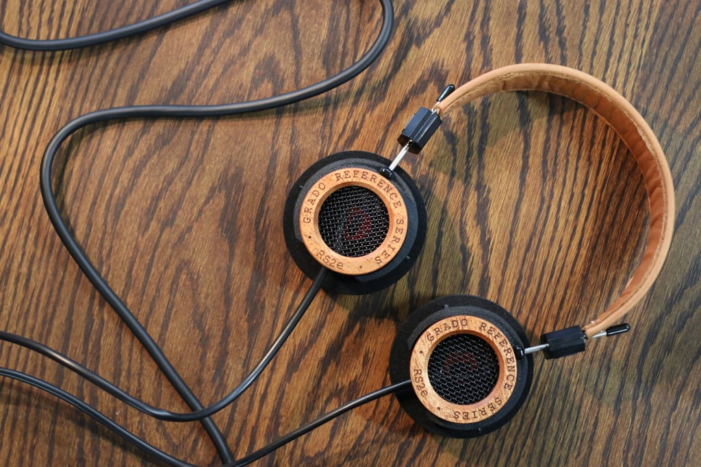 Grado RS2e Headphones Might Be The Best Bang-For-Your-Buck Cans On The Planet