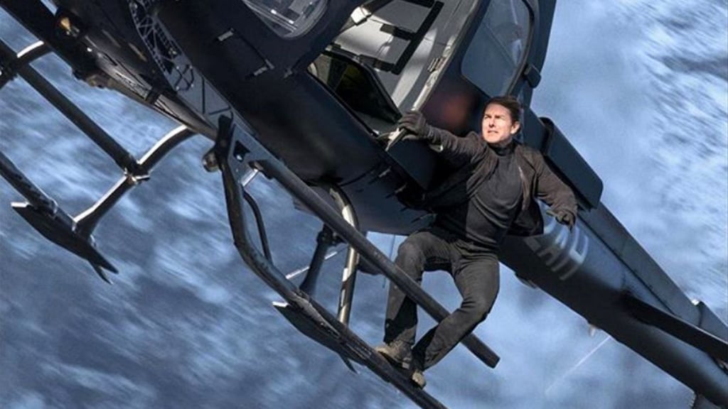 Watch Tom Cruise Actually Break His Ankle In New Mission Impossible: Fallout Trailer