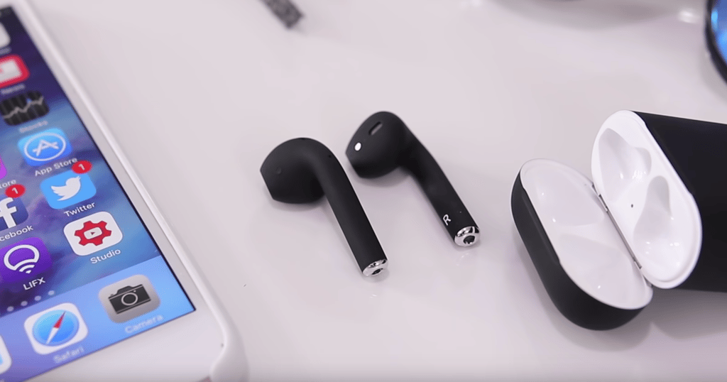 Apple’s ‘AirPods 2’ May Be Confirmed In A Stealth Black