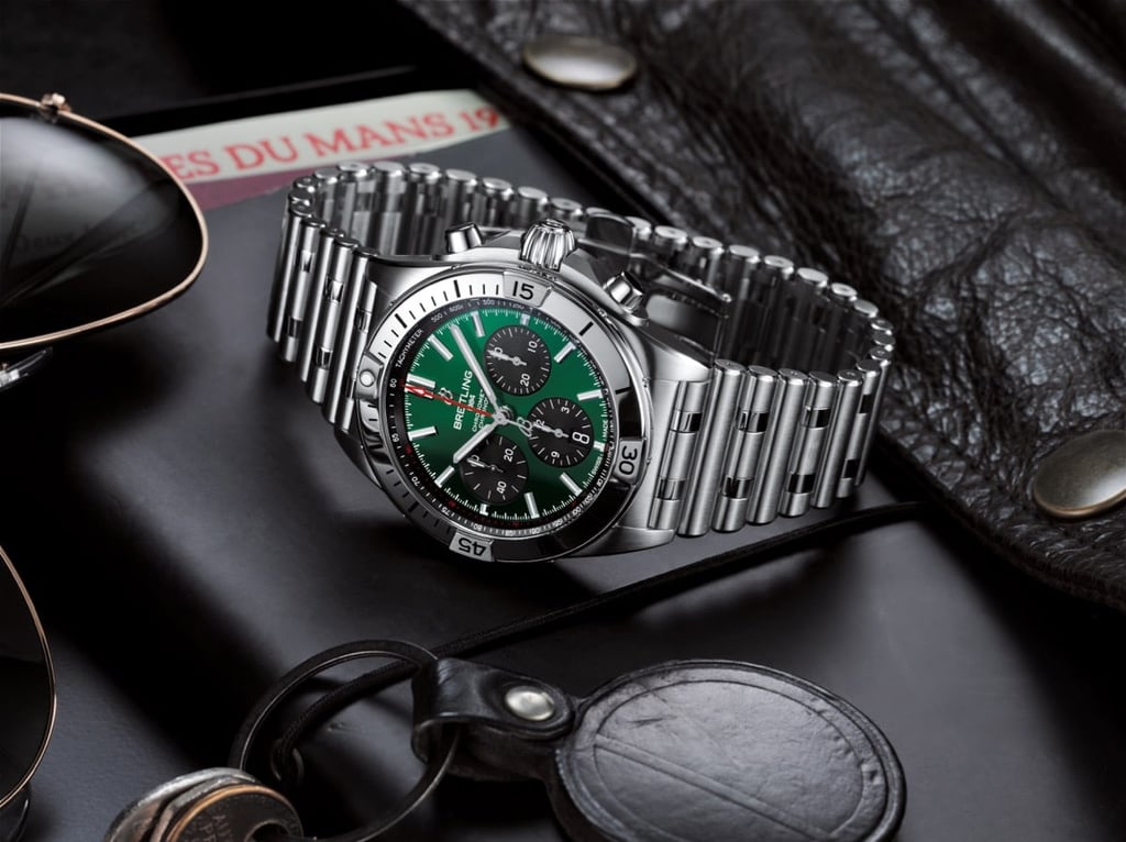 Chronomat B01 42 Green