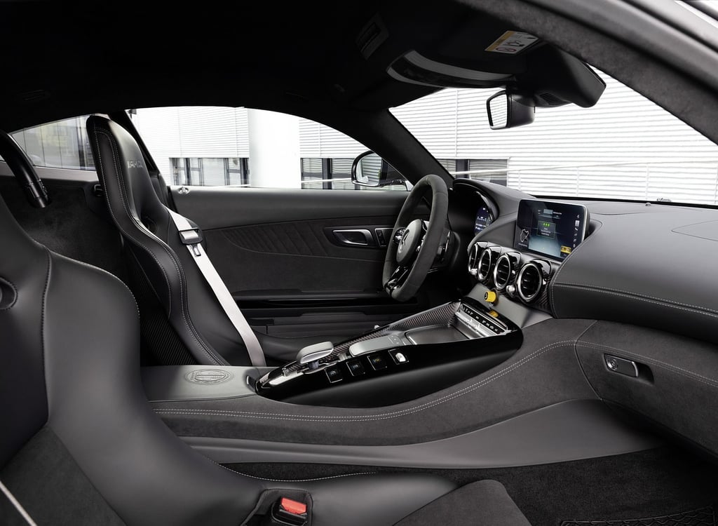 Mercedes-AMG GT R PRO interior