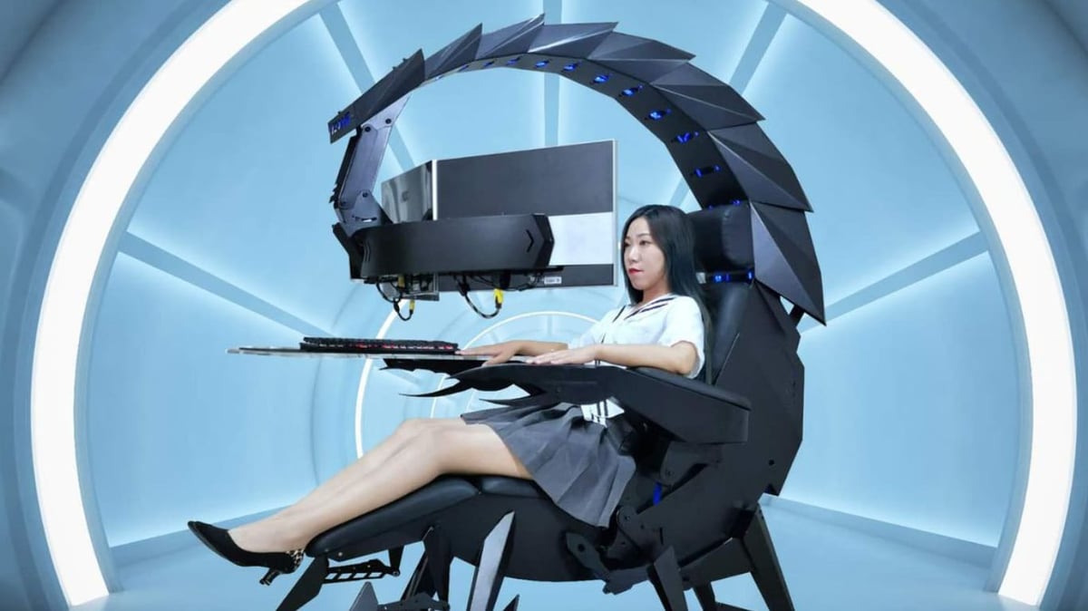 The Cluvens Scorpion Gaming Rig Is Next-Level Stuff