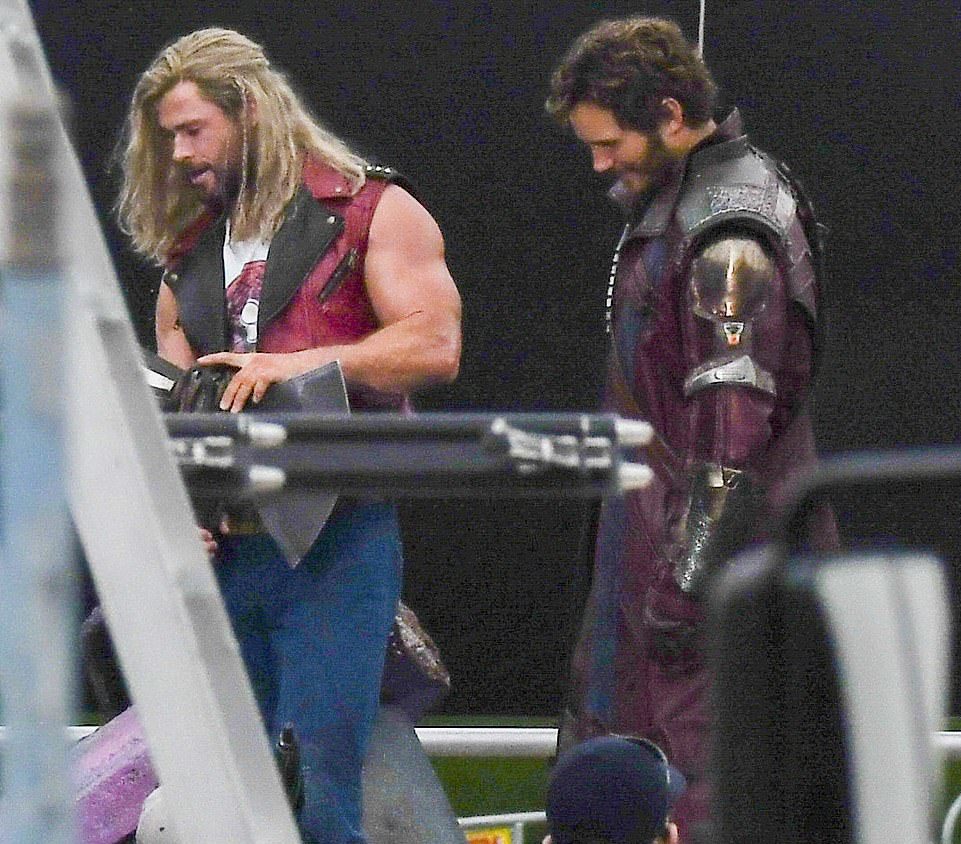 marvel studios sydney - thor love and thunder chris hemsworth chris pratt BTS