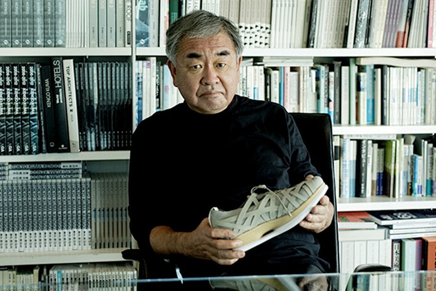 ASICS Metaride AMU being held by Kengo Kuma.