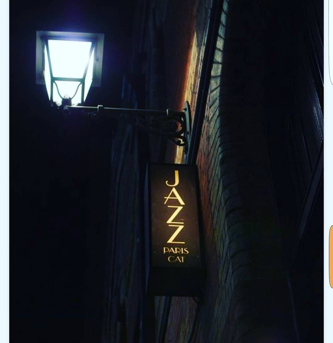 Paris Cat is one of the best of all the jazz clubs and bars in Australia.