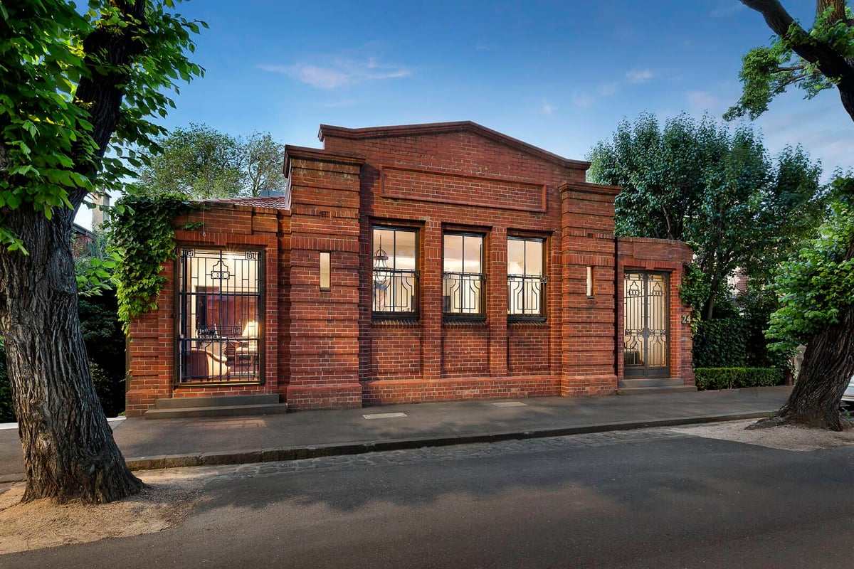  24-28 George Street east melbourne post office conversion