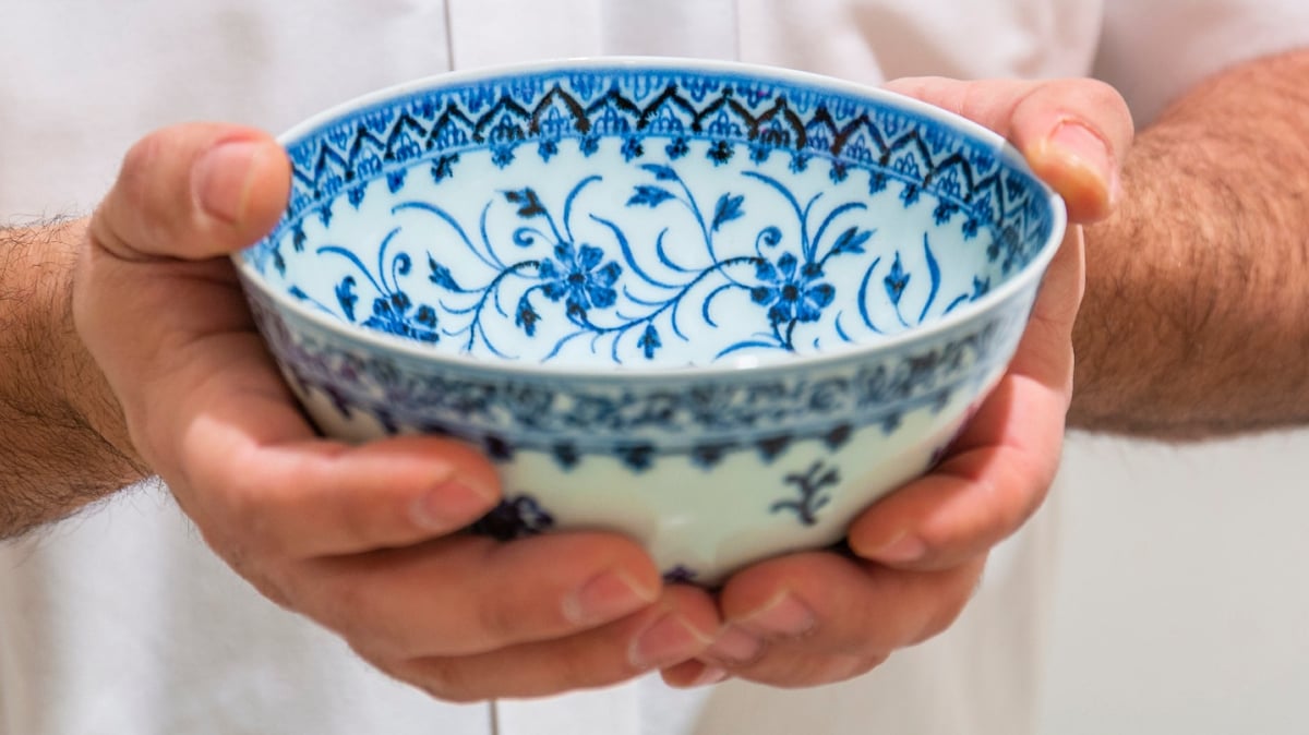 Chinese Bowl Bought At Yard Sale For $45 To Be Auctioned For Over $500,000