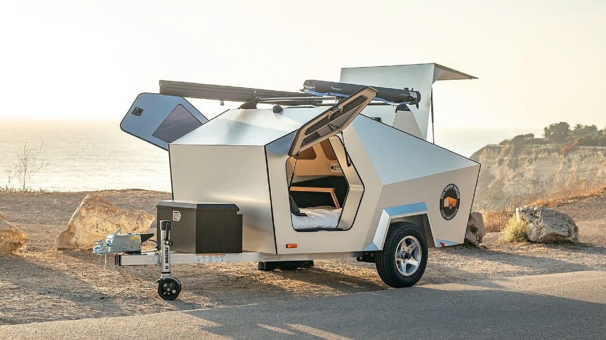 The Polydrops Trailer Has Enough Power To Go Off-Grid For Six Days