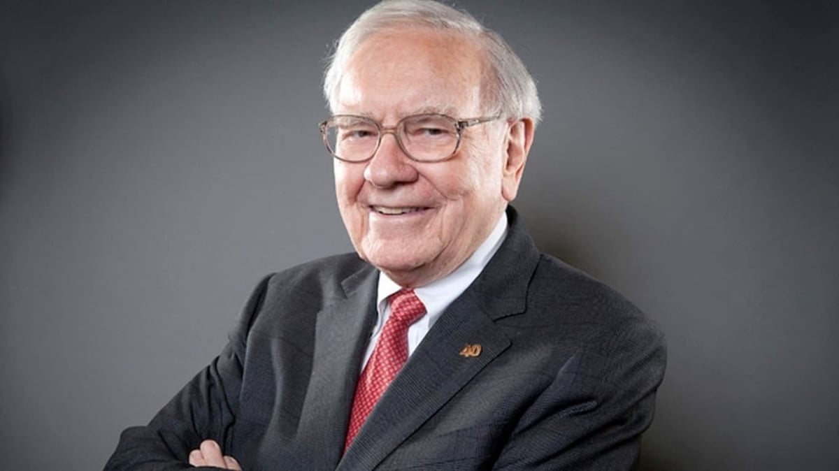 Warren Buffett Names Greg Abel As His Successor