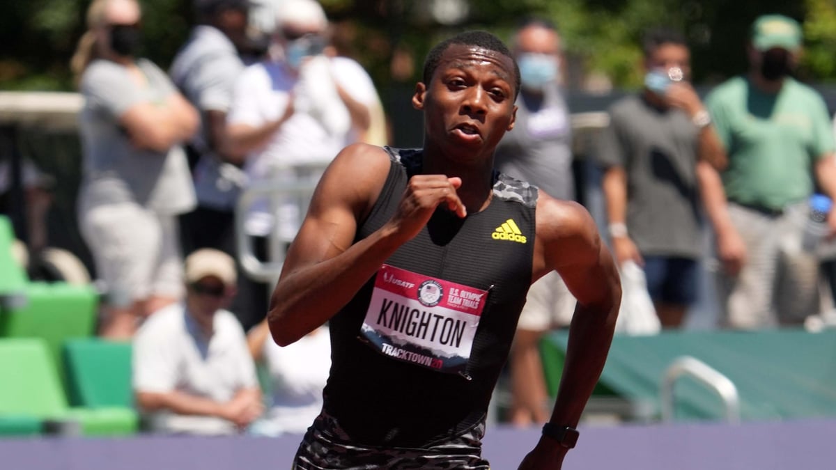 17 Year Old Erriyon Knighton Shatters Usain Bolts Record Under 18