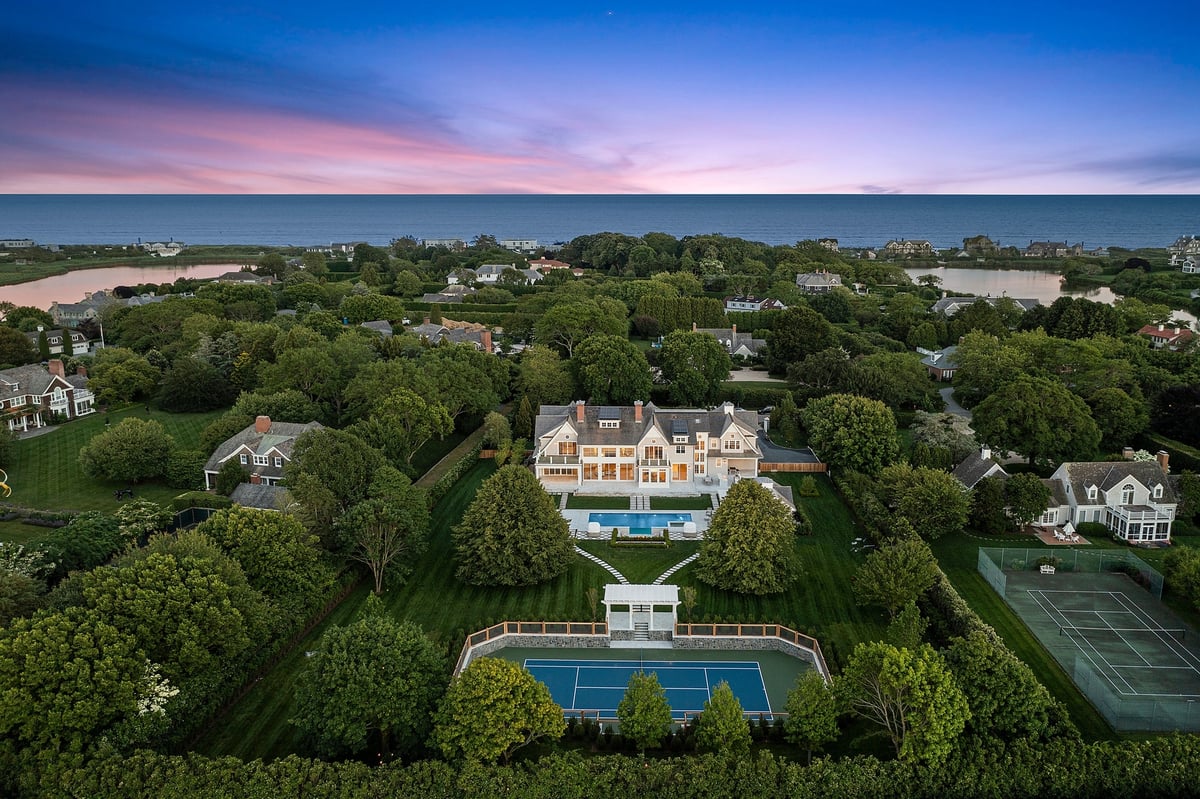 63 duck pond lane hamptons