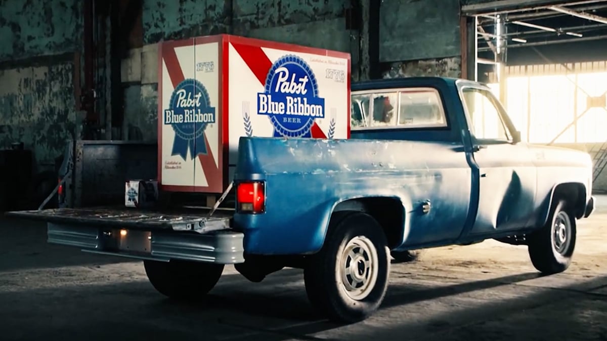 Pabst Blue Ribbon Unleashes A Monstrous 1,776-Beer Slab