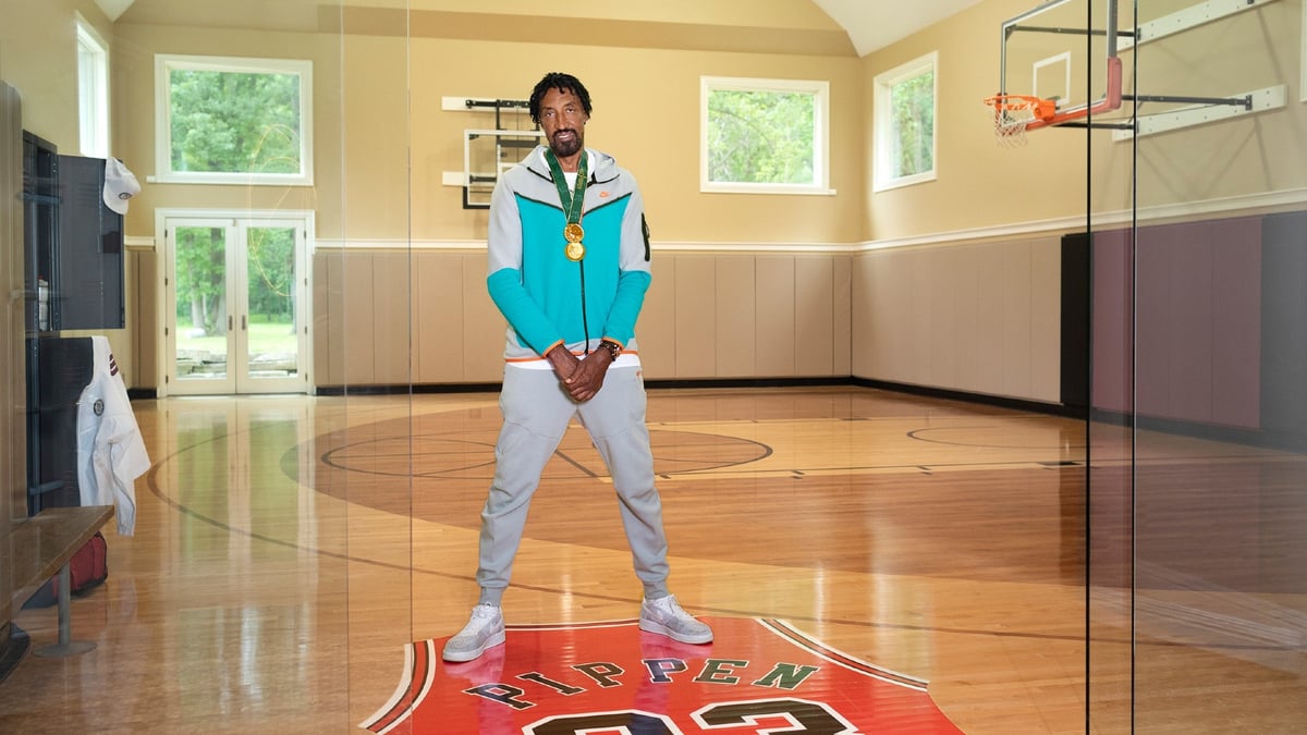 Scottie Pippen Chicago Mansion Airbnb Olympics
