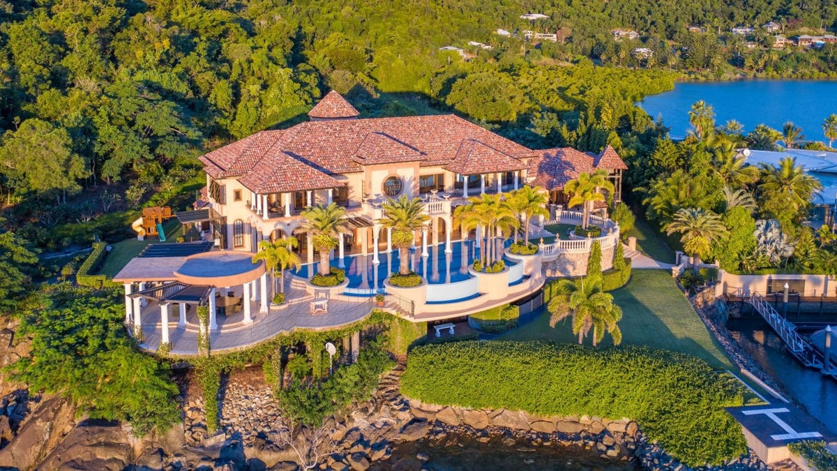 On The Market: Mandalay House In Airlie Beach Has Big ‘Scarface’ Energy