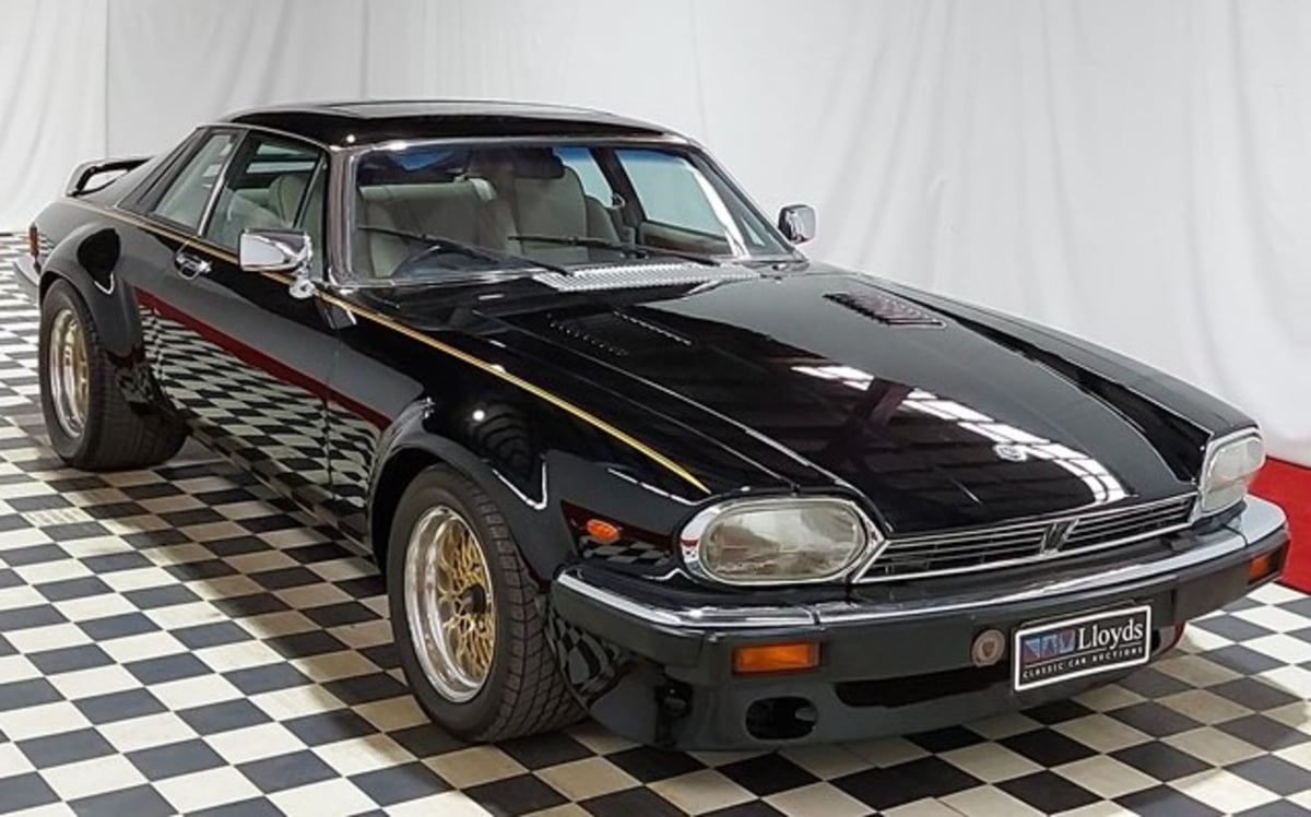 Kerry Packer’s 1977 Jaguar XJS Up For Auction With No Reserve