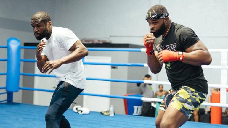 jake paul tyron woodley - floyd mayweather training camp